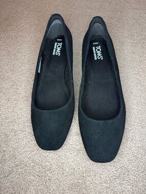 TOMS Black Women's Square Toe Ballet Flats